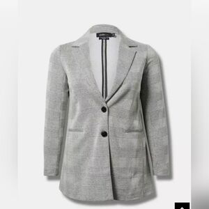 This is a‎ Torrid Studio Double Knit Boyfriend Blazer in a black-and-white plaid